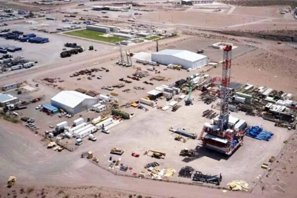 Instalaciones petroleras en Vaca Muerta, principal destino de las importaciones de proyectos adheridos al RIGI
